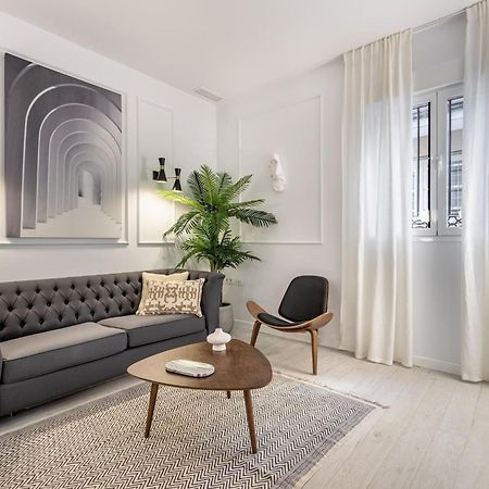 Central Stylish And Elegant 1 & 2 Bedroom Apartments III Granada Exterior photo